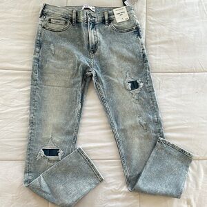 Brand New Abercrombie Kids Jeans Super Skinny size 15/16